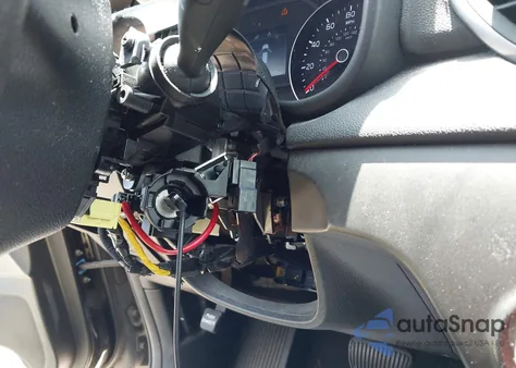 2017 Kia Sportage Lx z USA, uszkodzony, nr VIN KNDPM3AC0H7173825